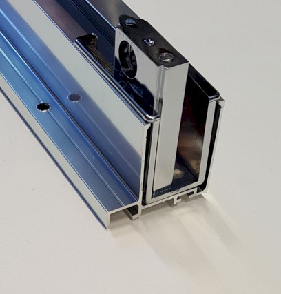 Stěnový profil NDAE12